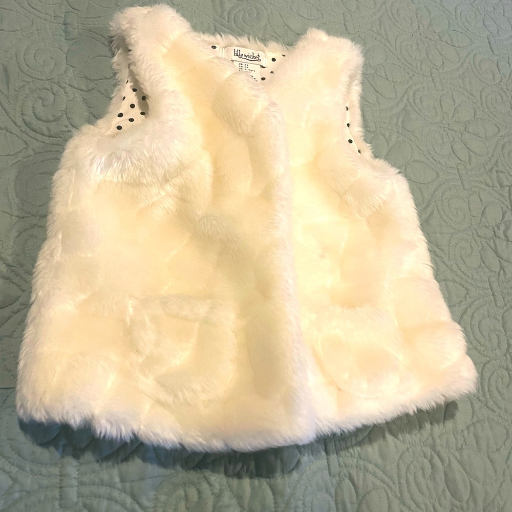 Girls white fur vest - 4T